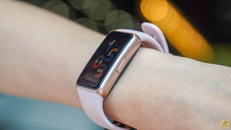 Huawei Band 6 thu hút từ ánh nhìn đầu tiên lớn hơn 148% so với thế hệ cũ Huawei Band 6 thu hút từ ánh nhìn đầu tiên lớn hơn 148% so với thế hệ cũ