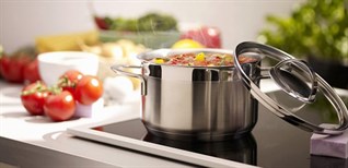 Bếp từ dùng nồi gì? Tại sao bếp từ kén nồi hơn các bếp khác?