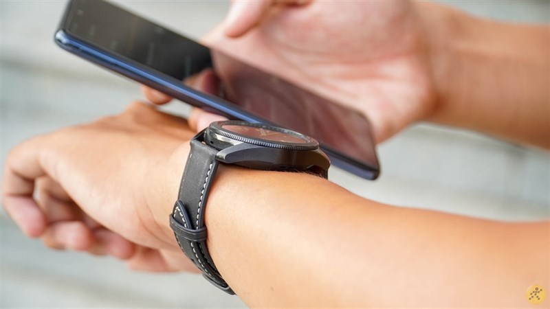 Galaxy Watch 3 mang đến cho người dùng nhiều đặc quyền riêng biệt. Galaxy Watch 3 mang đến cho người dùng nhiều đặc quyền riêng biệt.
