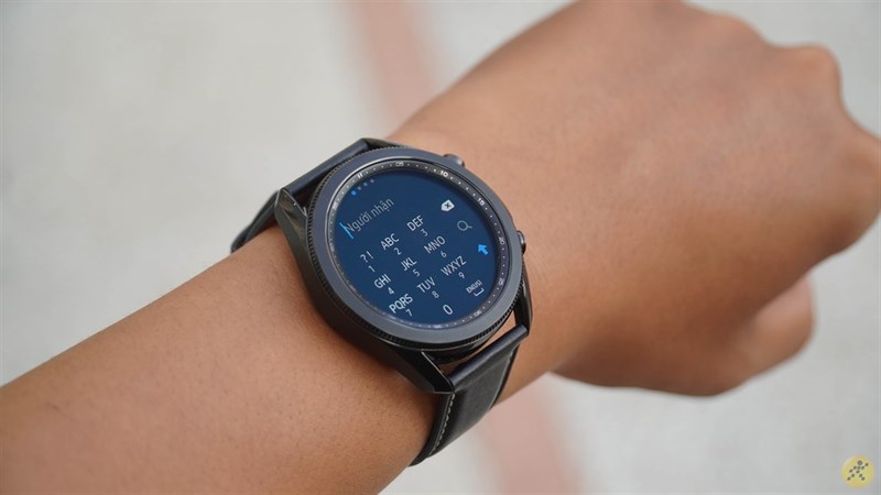 Tính năng Smart Reply trên Galaxy Watch cực kỳ hữu dụng.