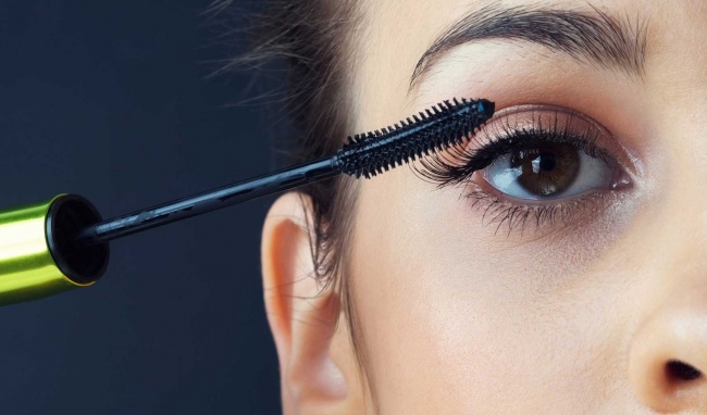 Advantages and disadvantages of Waterproof mascara