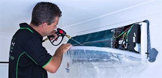 Túi vệ sinh máy lạnh có tác dụng gì trong việc bảo quản và duy trì máy lạnh?
