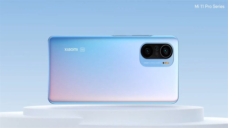 The rear camera cluster promises to deliver good image quality in a variety of lighting conditions. The rear camera cluster promises to deliver good image quality in a variety of lighting conditions.