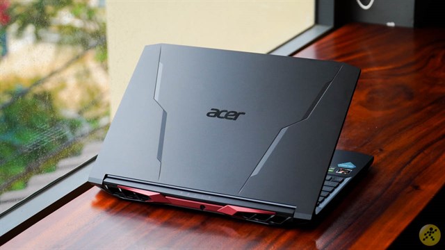 Đánh giá chi tiết Acer Nitro 5 (2021): Một thiết kế hoàn toàn mới