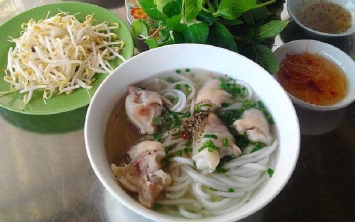 Bánh canh Trảng Bàng Năm Dung