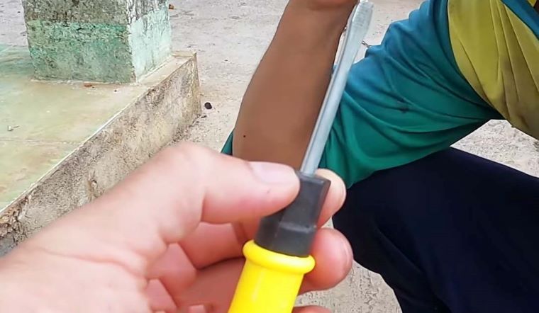 Tại sao tua vít lúc nào cũng có phần lục giác, nghe xong ai cũng phải trầm trồ