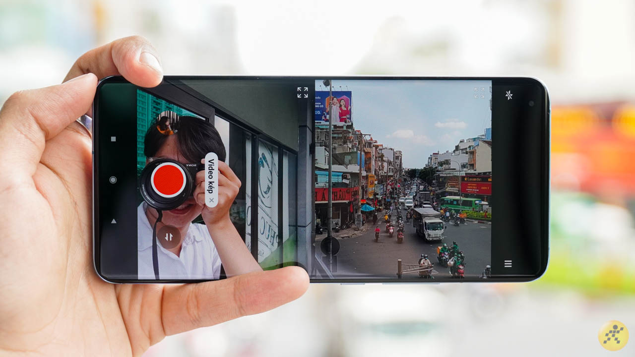 Mi 11 5G có thể quay video kép dễ dầng