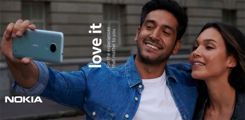 Poster quảng cáo của HMD Global đăng tải đã vô tình để lộ thiết kế mặt lưng của Nokia C30.