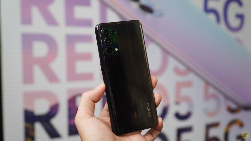OPPO Reno5 5G có thiết kế như phiên bản thường nhưng được cải tiến một số điểm
