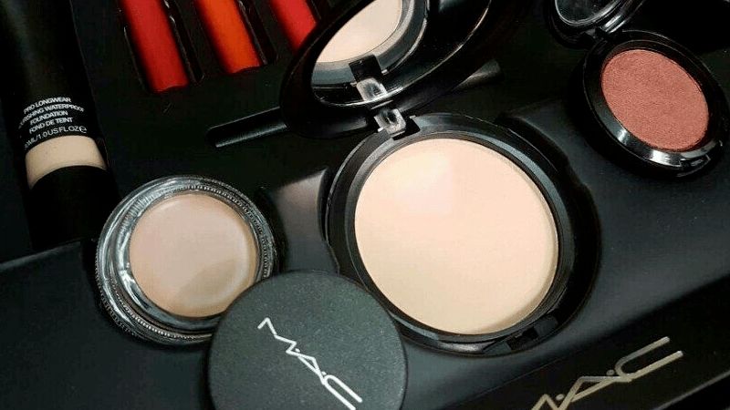 So sánh son môi cao cấp M.A.C và Nars: Loại nào đáng mua hơn?