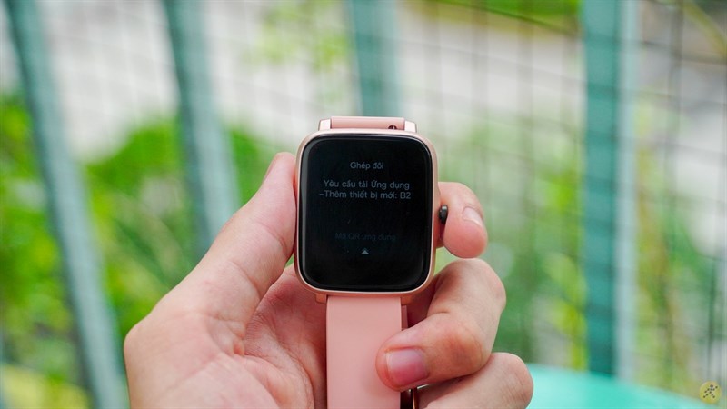 Đồng hồ thông minh BeU hồng Đồng hồ thông minh BeU hồng