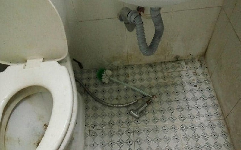 Cách xử lý vòi xịt vệ sinh bị rỉ nước do gãy ống
