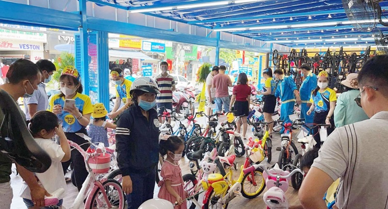 Thế Giới Di Động 'thắng đậm' trong 5 ngày lễ: Doanh thu gần 1.900 tỷ Thế Giới Di Động 'thắng đậm' trong 5 ngày lễ: Doanh thu gần 1.900 tỷ