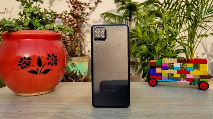 Điện thoại Samsung Galaxy M12