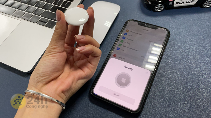 Nhờ vào con chip U1, AirTag và iPhone có thể nhanh chóng phát hiện ra nhau.