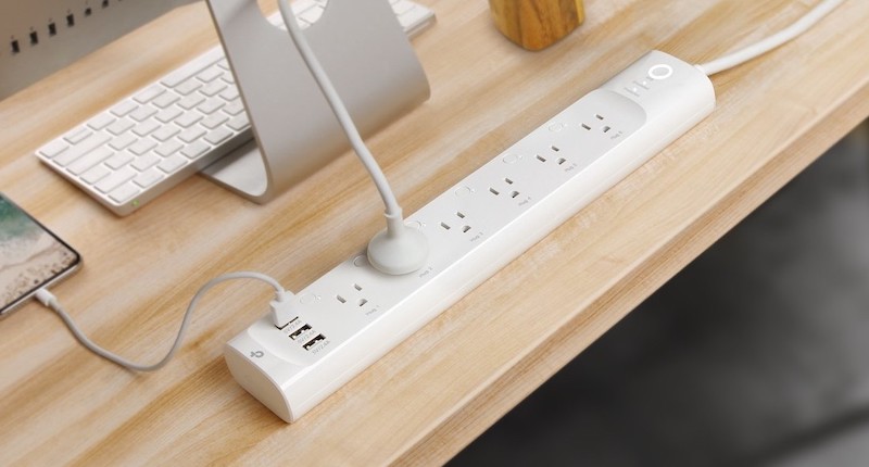 TP-Link Kasa Smart Wi-Fi Power Strip HS300