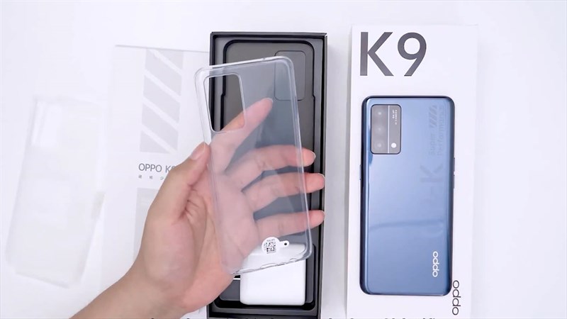 ốp lưng tặng kèm của OPPO K9 5G