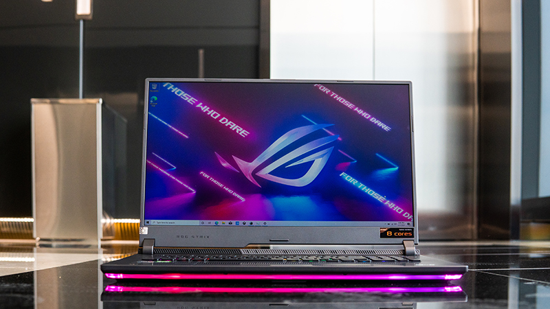 ROG Strix G17 (2021) là một sự lựa chọn không thể nào bỏ qua nếu bạn thích laptop gaming không quá hầm hố