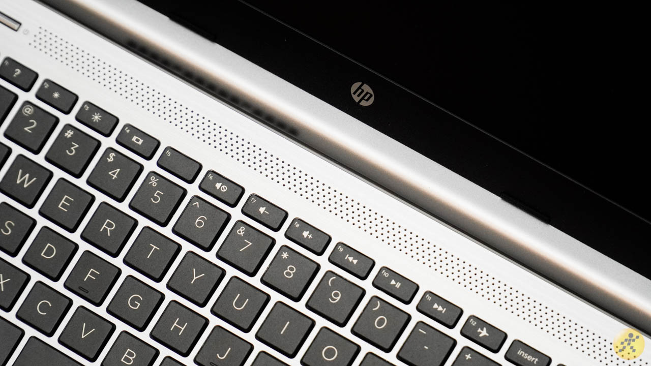 Thiết kế loa trên HP 340S G7 là loa kép