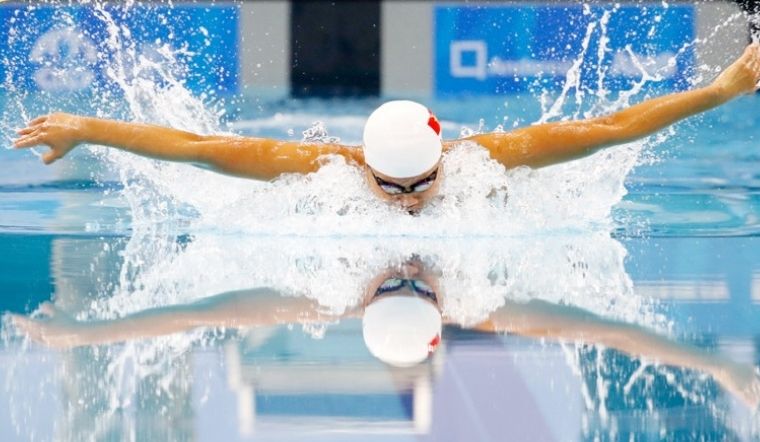 Mùa hè nắng nóng, xem ngay những lợi ích tuyệt vời của việc bơi lội nhé