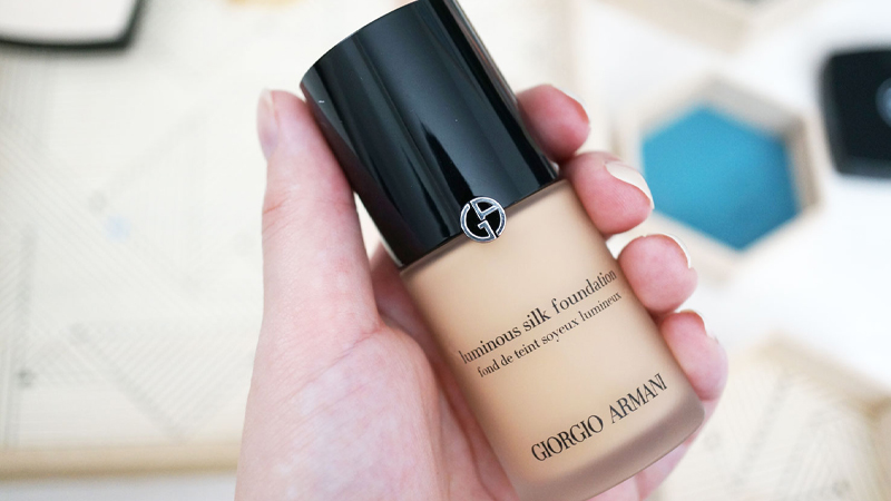 Kem nền Giorgio Armani Luminous Silk Foundation có gì đặc biệt?