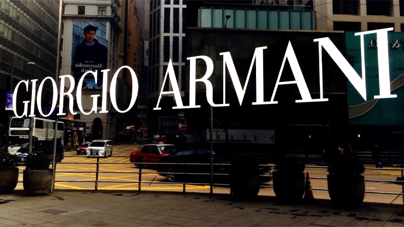 Kem nền Giorgio Armani Luminous Silk Foundation có gì mà được yêu thích đến vậy?