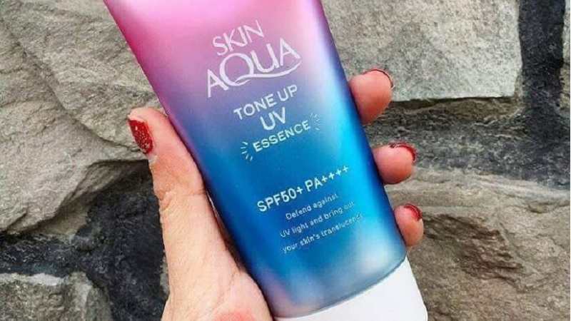 Kem chống nắng Skin Aqua Tone Up