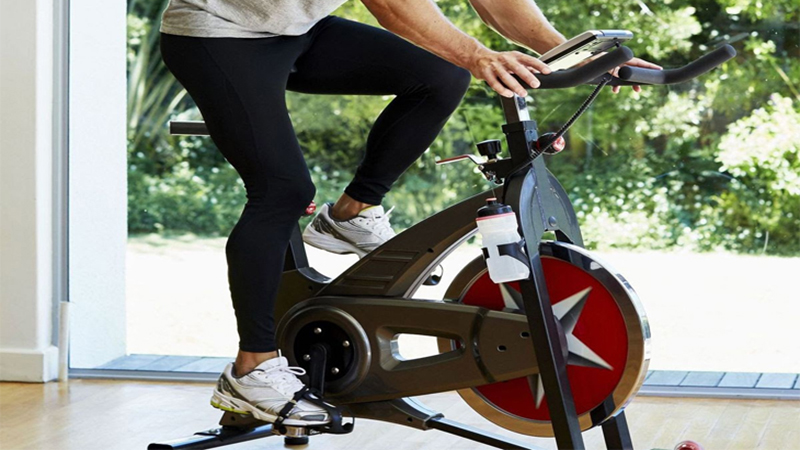 Xe đạp tập thể dục có yên Xe đạp tập thể dục có yên