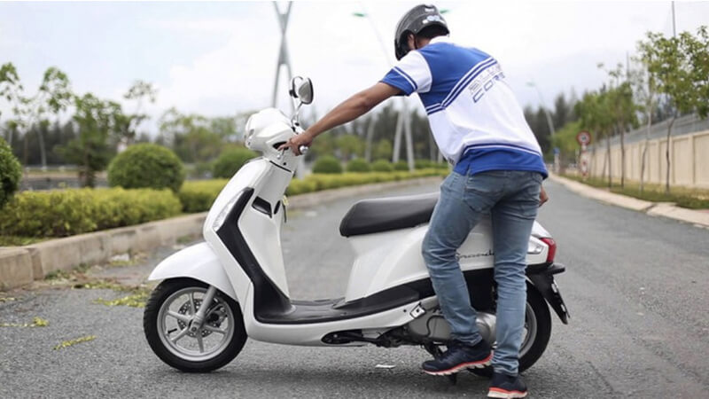 Chân chống nghiêng inox cho xe máy