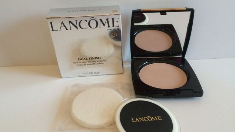 Lancôme Dual Finish Powder