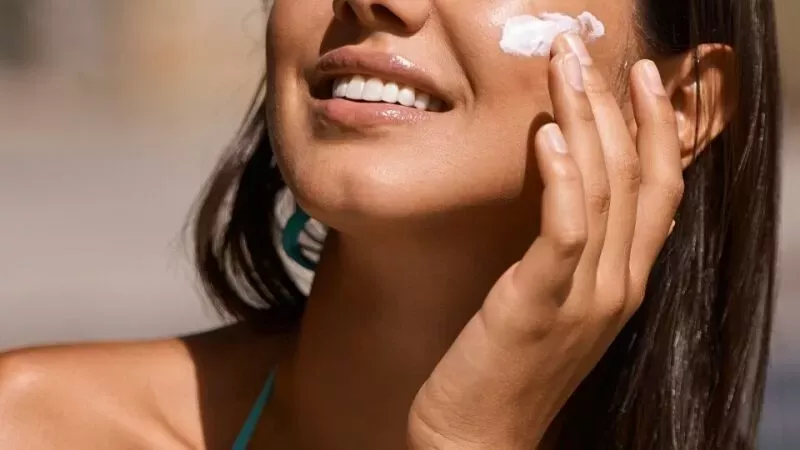Retinol làm da bắt nắng Retinol làm da bắt nắng