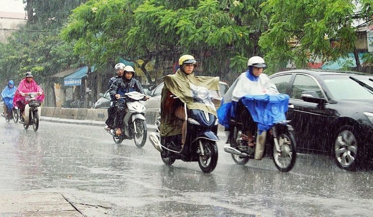 7 lưu ý khi di chuyển trong mùa mưa để đảm bảo an toàn cho mọi người