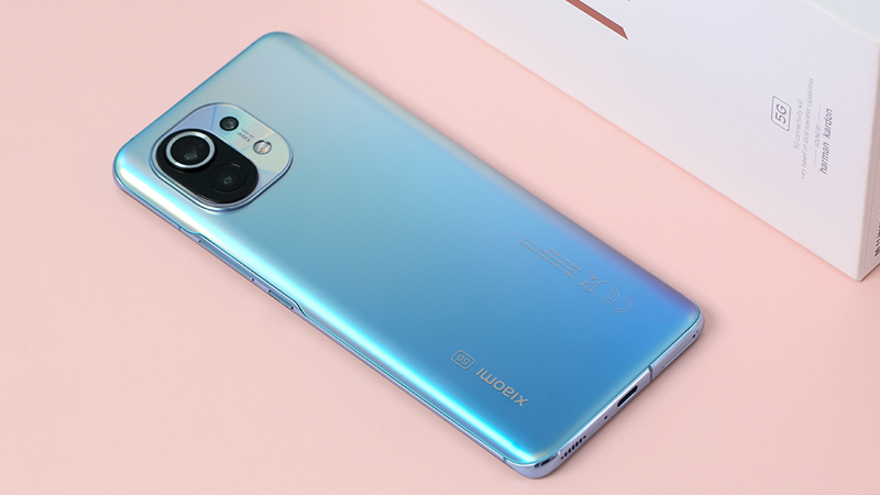 Xiaomi Mi 11 5G Xiaomi Mi 11 5G