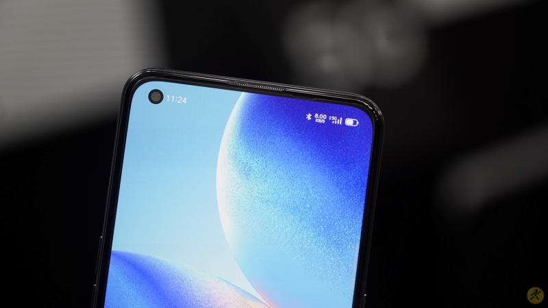 OPPO Reno6 5G lộ ảnh trên tay ngoài đời thực, màn hình đục lỗ, bốn góc máy bo cong giống như iPhone 12 OPPO Reno6 5G lộ ảnh trên tay ngoài đời thực, màn hình đục lỗ, bốn góc máy bo cong giống như iPhone 12