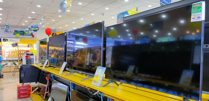 Thiếu chip toàn cầu, giá TV tại Việt Nam bắt đầu tăng giá
