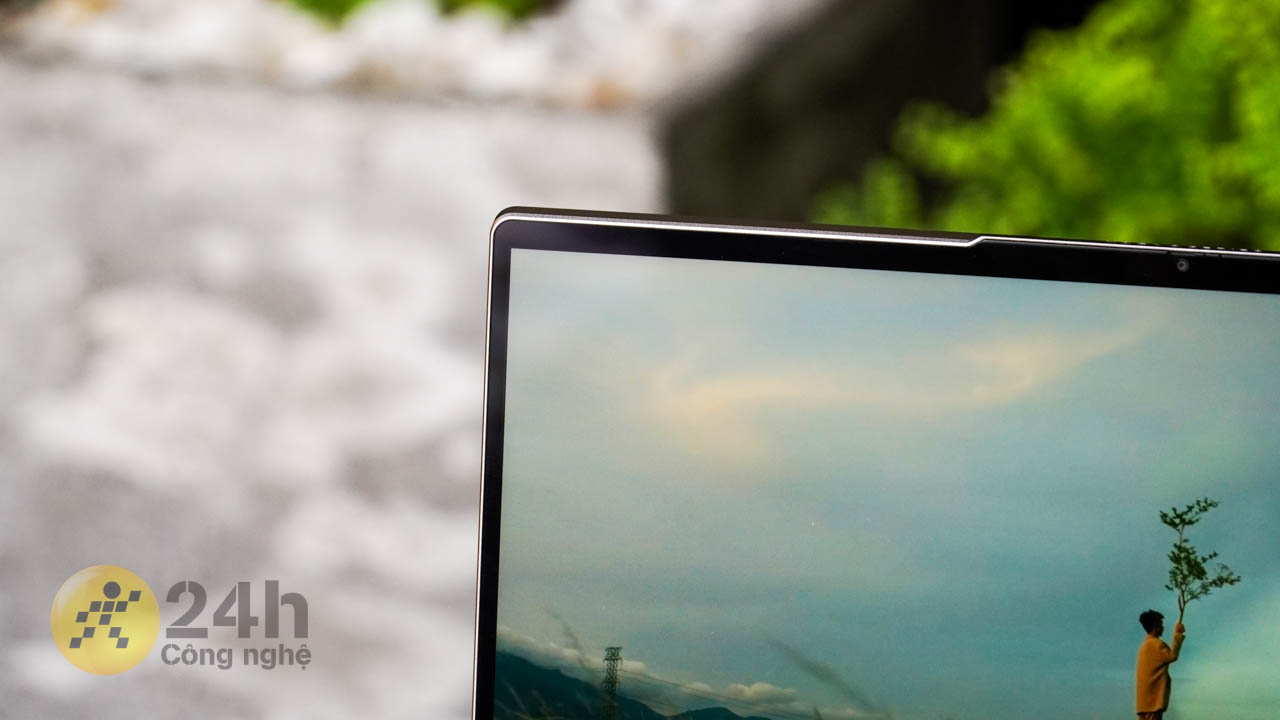 Các viền cạnh xung quanh màn hình được tối ưu hóa