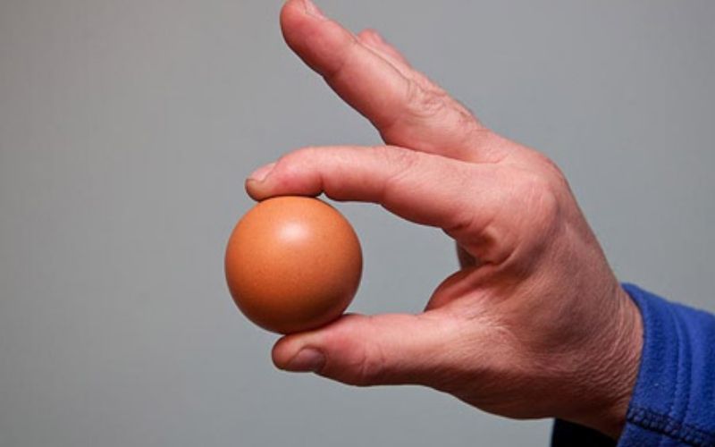 Các cách phân biệt trứng cũ hay mới ngay lúc mua vừa dễ dàng vừa chính xác