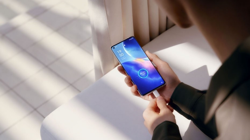 Dòng OPPO Reno6 vẫn thừa hưởng và phát huy công nghệ sạc nhanh từ dòng Reno5 Dòng OPPO Reno6 vẫn thừa hưởng và phát huy công nghệ sạc nhanh từ dòng Reno5