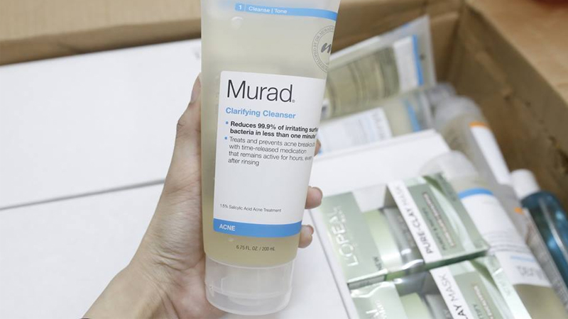 Sữa rửa mặt Murad Clarifying Cleanser
