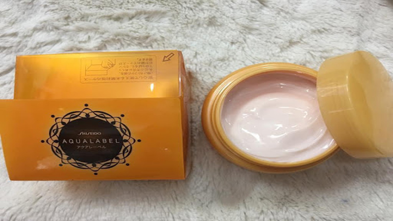 Mua sữa bộ sản phẩm Shiseido Aqualabel màu vàng ở đâu? Giá bao nhiêu?