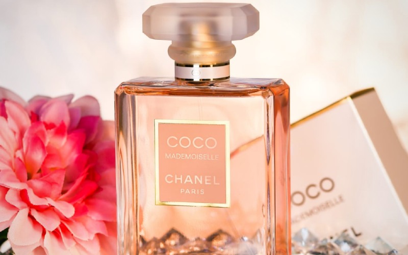 Coco Mademoiselle Chanel perfume  a fragrance for women 2001
