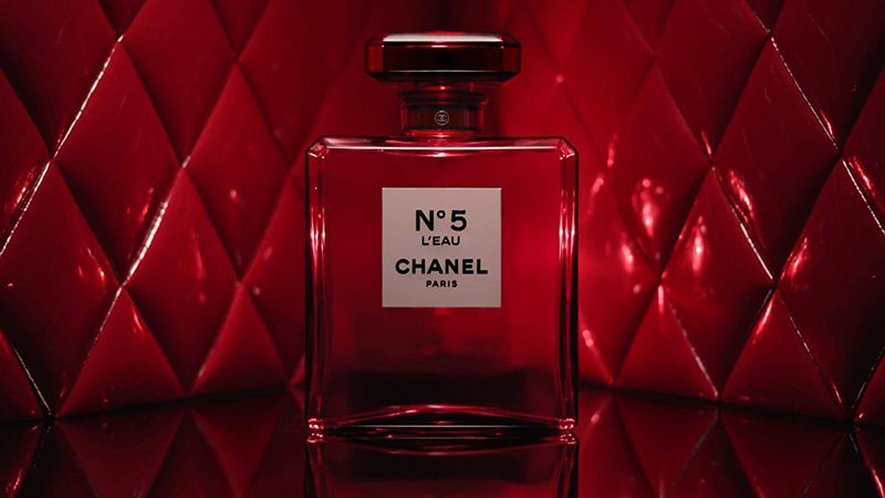 Thiết kế, bao bì Chanel No5 Red Edition