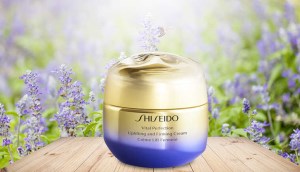 Kem dưỡng da Shiseido Vital Perfection khôi phục vẻ tươi trẻ cho làn da