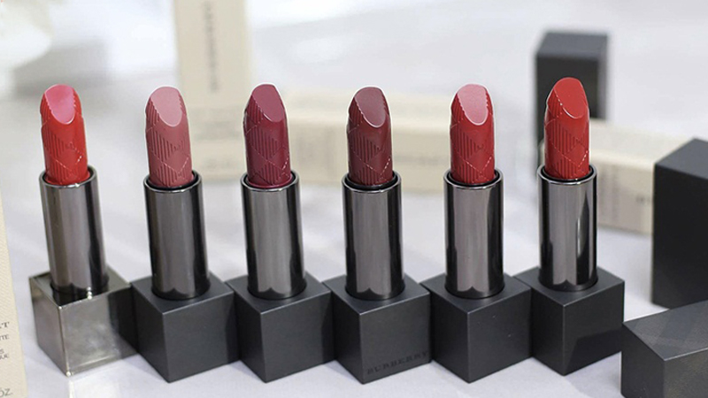 What color is the best Burberry lipstick? Top 10 most beautiful Burberry lipsticks today