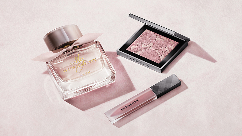 Nước hoa My Burberry Blush mùi hương thơm mát, nhẹ nhàng đầy sang trọng