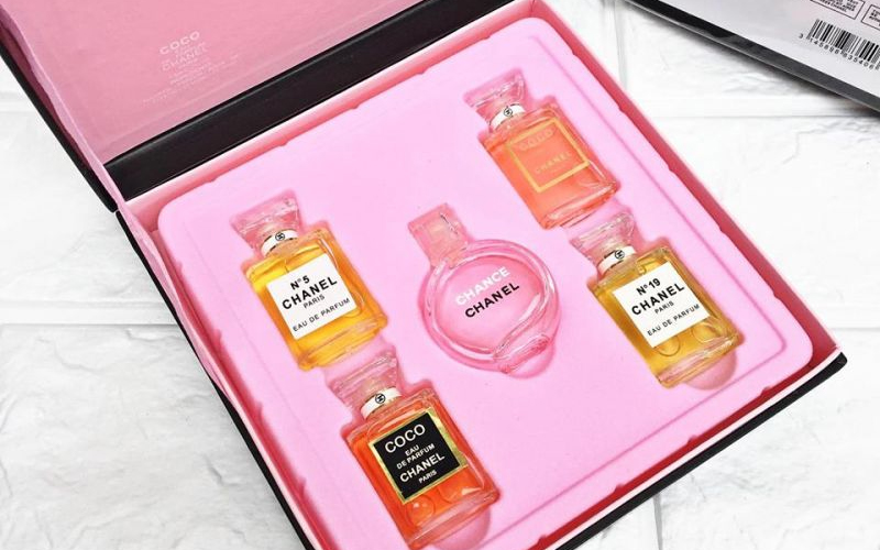 Khám phá bộ set 5 chai nước hoa nữ Chanel Mini Chance