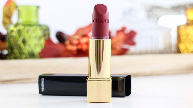 Review Chanel 58 Rouge Vie màu đỏ mận