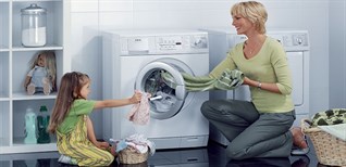 Lưu ý 8 vật dụng không nên cho vào máy sấy quần áo bạn cần phải biết