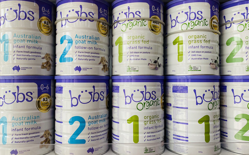 Sữa bột Úc Bubs có công thức hữu cơ đầu tiên từ bò của Úc