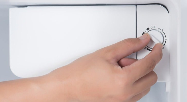 Điều chỉnh nhiệt độ phù hợp cho các ngăn của tủ